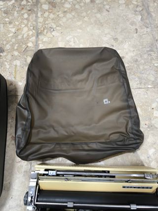 Olivetti Pluma 22 - Máquina de escribir