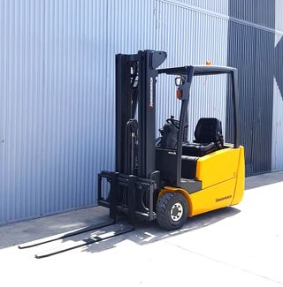 CARRETILLA ELEVADORA SEGUNDA MANO 1600 KILOS