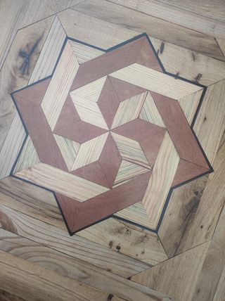Mesa de madera roble - Marquetería 
