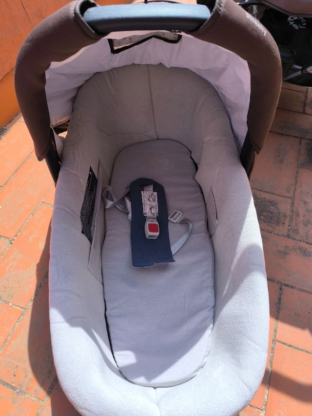 Carro bebé plegable ligero Bebecar