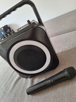 Altavoz Karaoke con Micrófono
