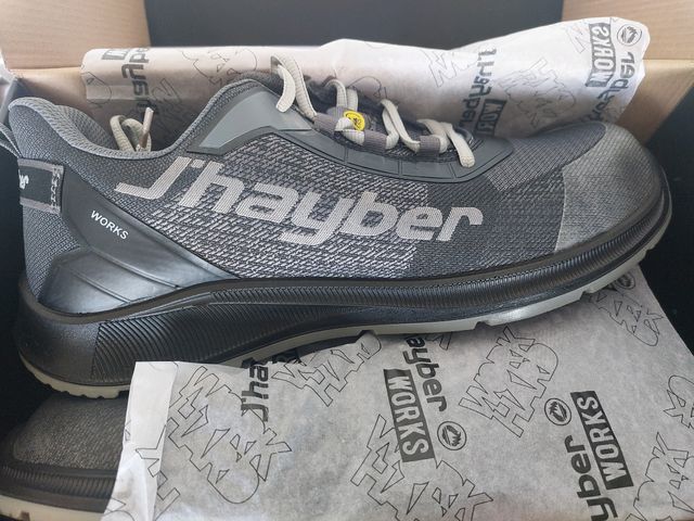 Zapatos Jhayber de seguridad - negros y grises