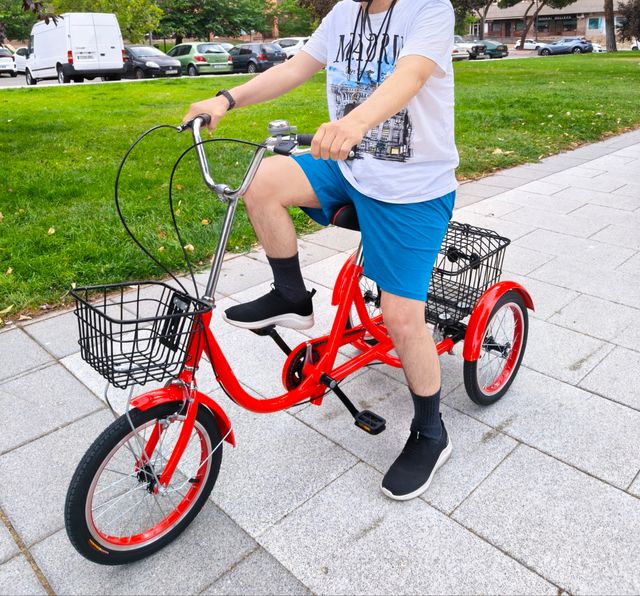 Triciclo 16" adaptado adulto o PMR color rojo