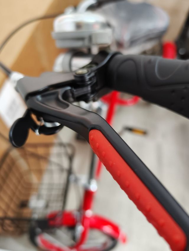 Triciclo 16" adaptado adulto o PMR color rojo