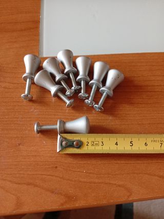 8 Tiradores Armario Metal