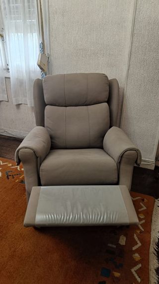 Sillón relax beige piel sintética