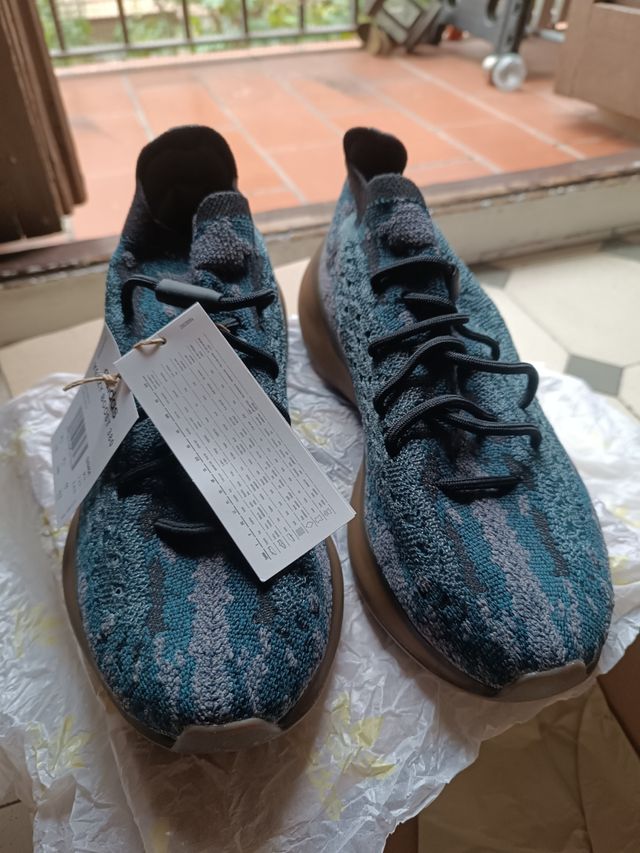 Yeezy Boost 350 V2 - Azul Gris