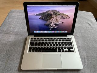 MacBook Pro 13" i5: Portátil Apple