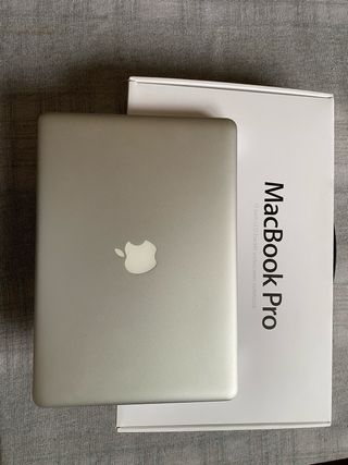 MacBook Pro 13" i5: Portátil Apple