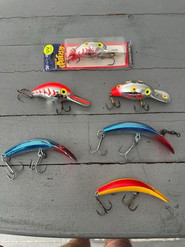 6 señuelos artificiales