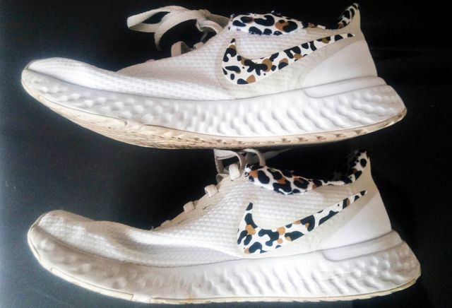 Zapatillas Nike Talla 38 + DESCUENTO + REGALO