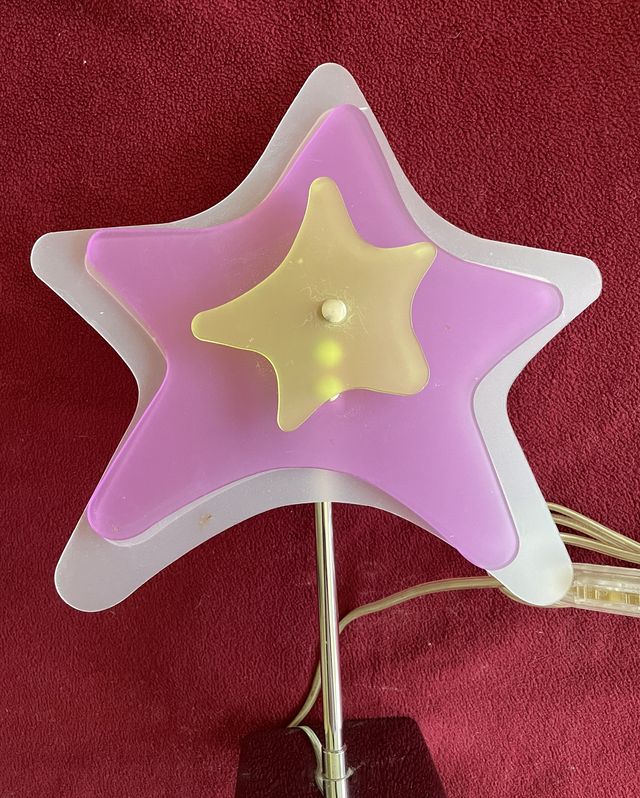 Lámpara mesilla infantil - Estrella.
