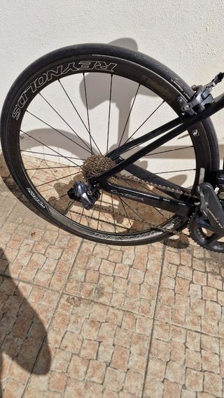 Rodas carbono Reynolds - estrada