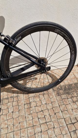 Rodas carbono Reynolds - estrada