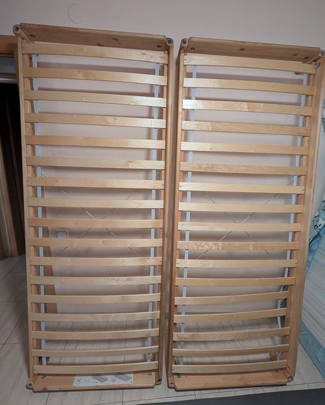 Cama IKEA apilable - Metal y Madera