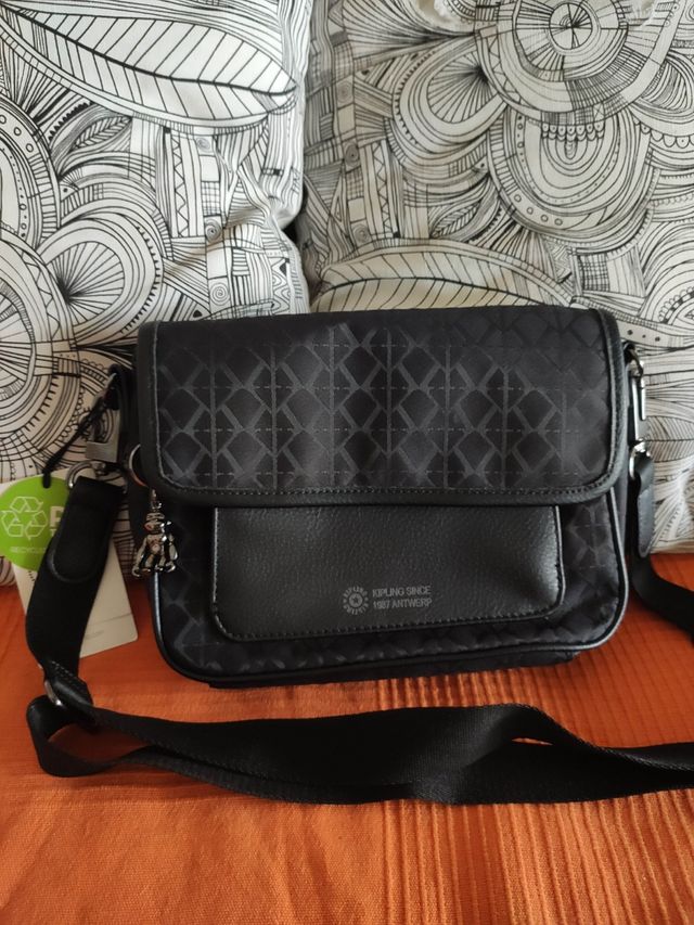 Bolso mediano Kipling negro