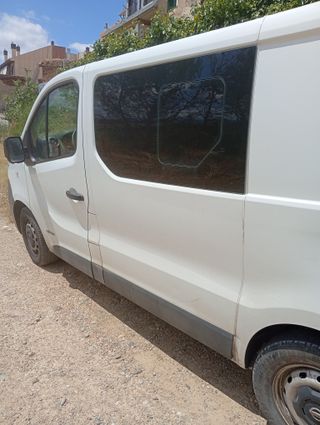 Nissan NV300 2017