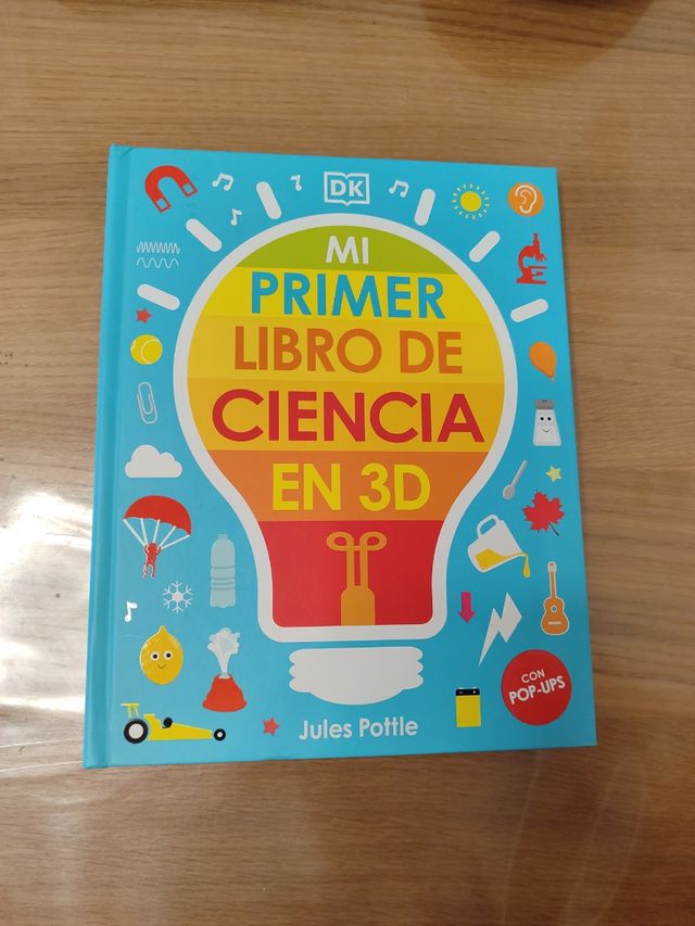 Mi primer libro de ciencia en 3D