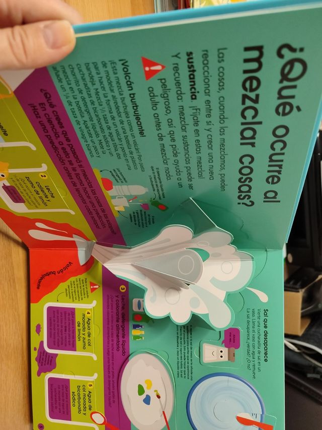 Mi primer libro de ciencia en 3D