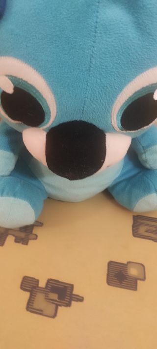 Peluche Stitch tenero