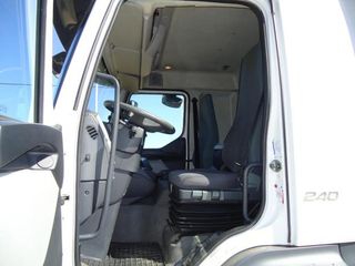 Volvo FL 240-FURGON