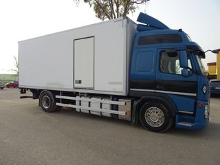 Volvo FM 440 - FURGON