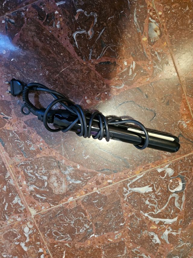 Piastra per capelli Philips - Nera