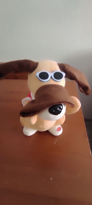 Peluche cane  balla e canta 