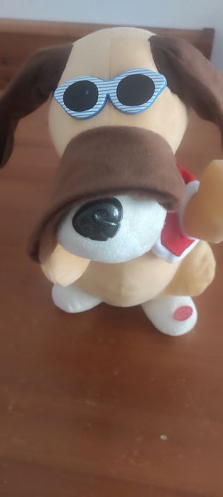 Peluche cane  balla e canta 
