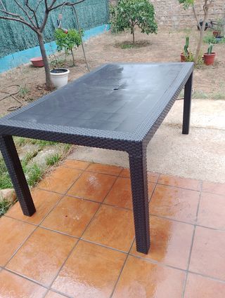 Mesa jardín exterior negra