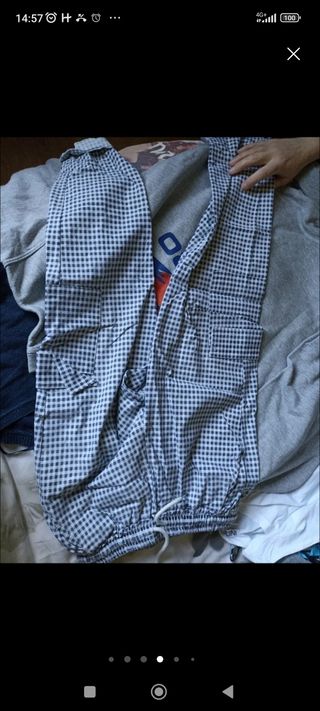 Conjunto ropa deportiva azul