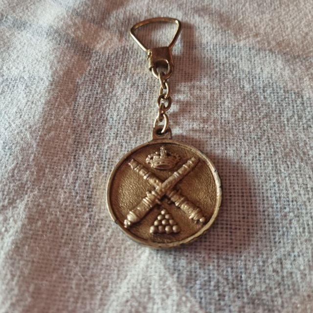 Llavero militar antiguo Regimiento Artillería