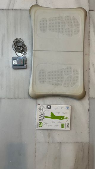 Wii Fit Plus: Tabla + Funda