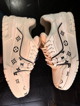 Zapatillas Louis Vuitton blancas