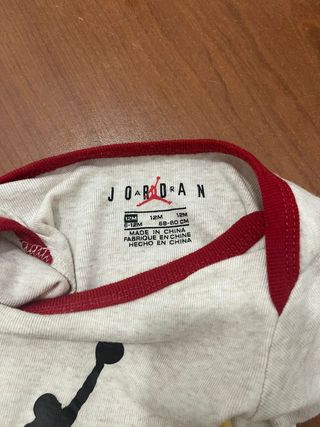 Body neonato Air Jordan grigio/rosso