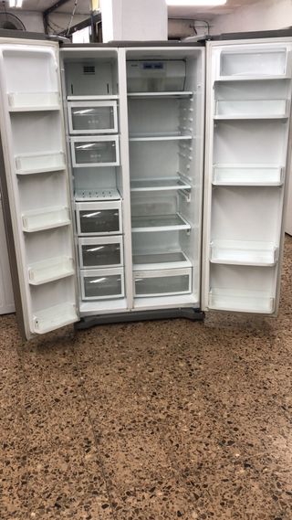 Nevera LG Side by Side Acero