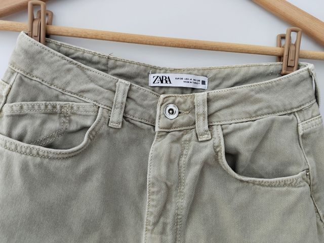 Vaqueros Zara tipo mom fit