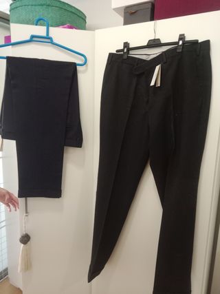 Pantalones negros hombre