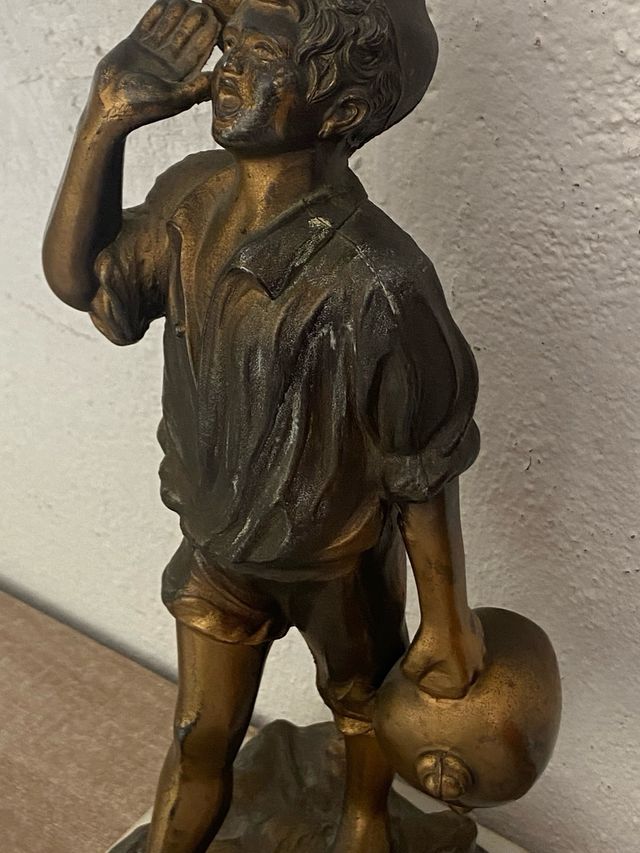 Statua Ragazzo con Brocca