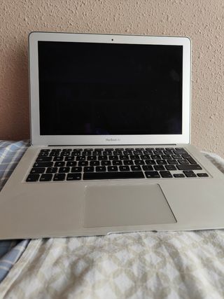MacBook Air 2011 Plata