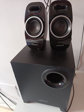 Altavoces Creative 2.1