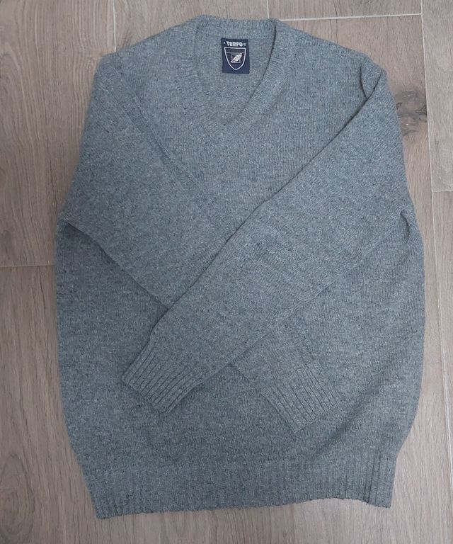 Jersey lana sin usar