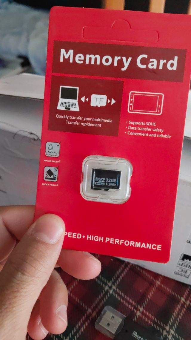 Cámara Dash + Tarjeta MicroSD 32GB