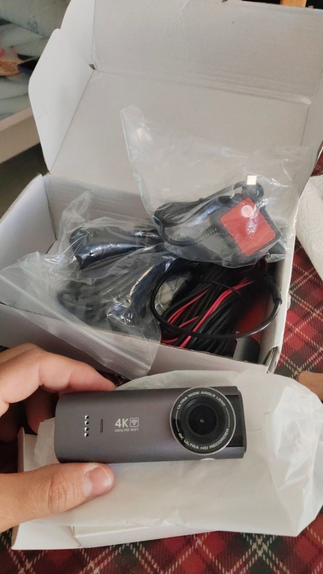 Cámara Dash + Tarjeta MicroSD 32GB