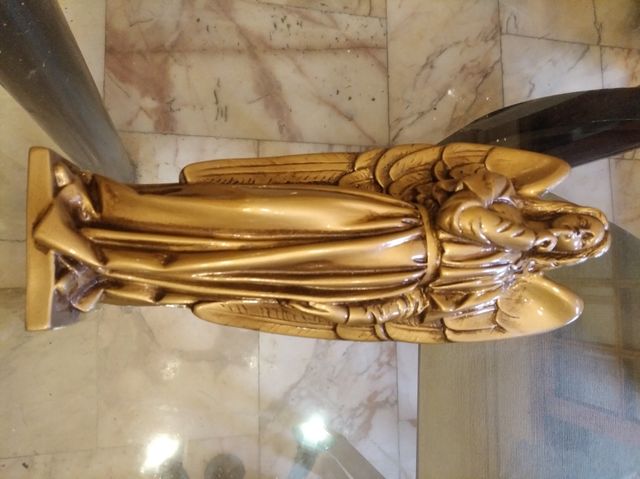 Figura ángel del silencio, mármol