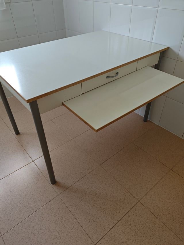 Mesa cocina extensible metal y madera