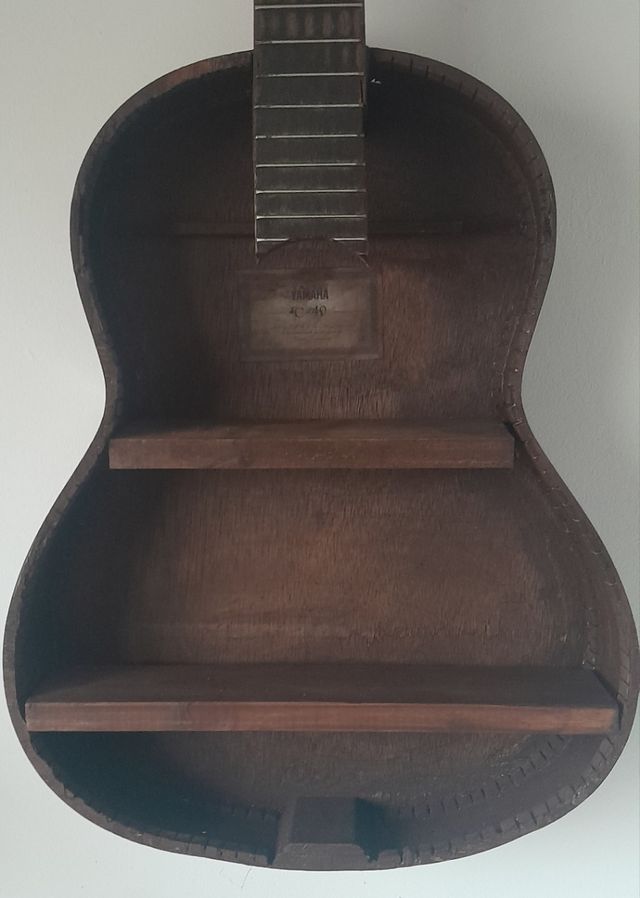 Estantería Guitarra - Decoración