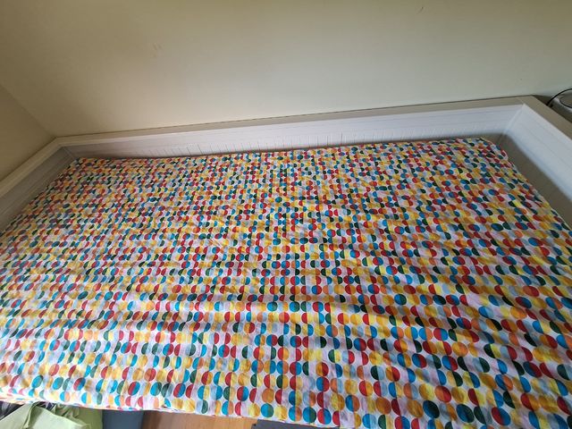 Somier lamas+colchon de muelles+ edredón y nordico