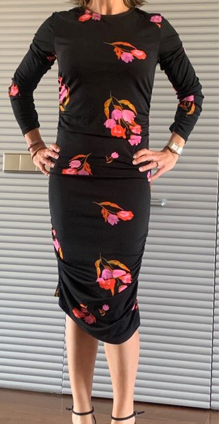 Vestido Zara flores-talla S