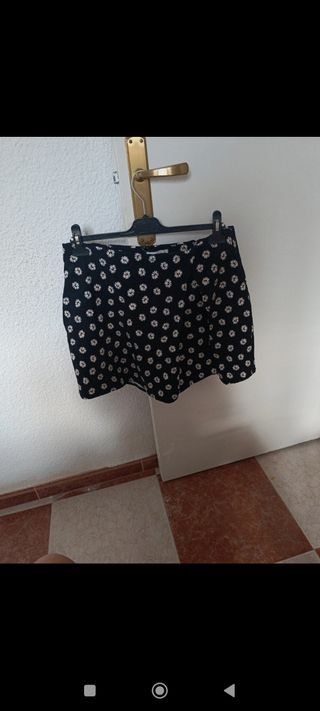 Mini Falda negra flores